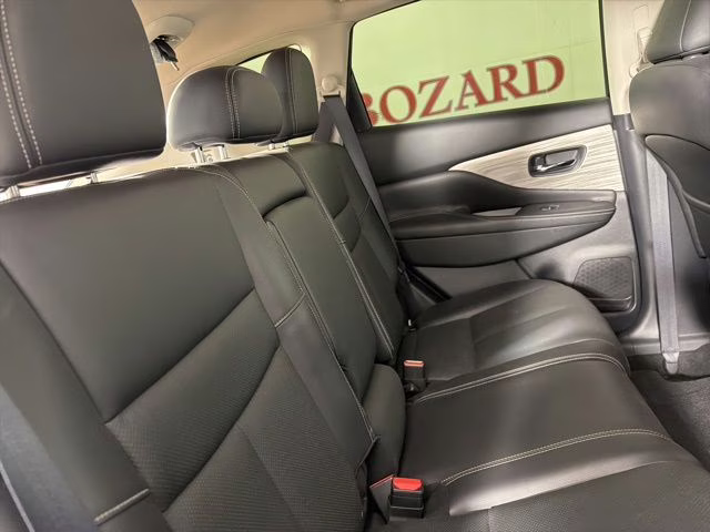 2017 Gun Metallic Nissan Murano SL FWD SUV