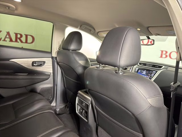 2017 Gun Metallic Nissan Murano SL FWD SUV