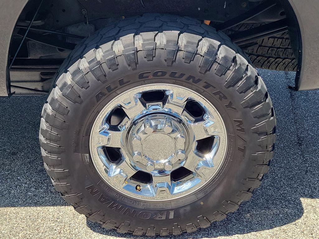 2014 Tuxedo Black Metallic Ford Super Duty F-350 SRW Lariat 4X4 Truck