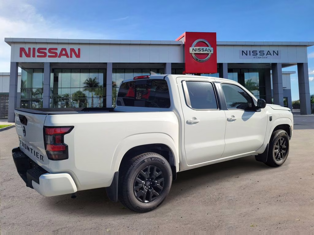 2026 Glacier White Nissan Frontier SV RWD Truck