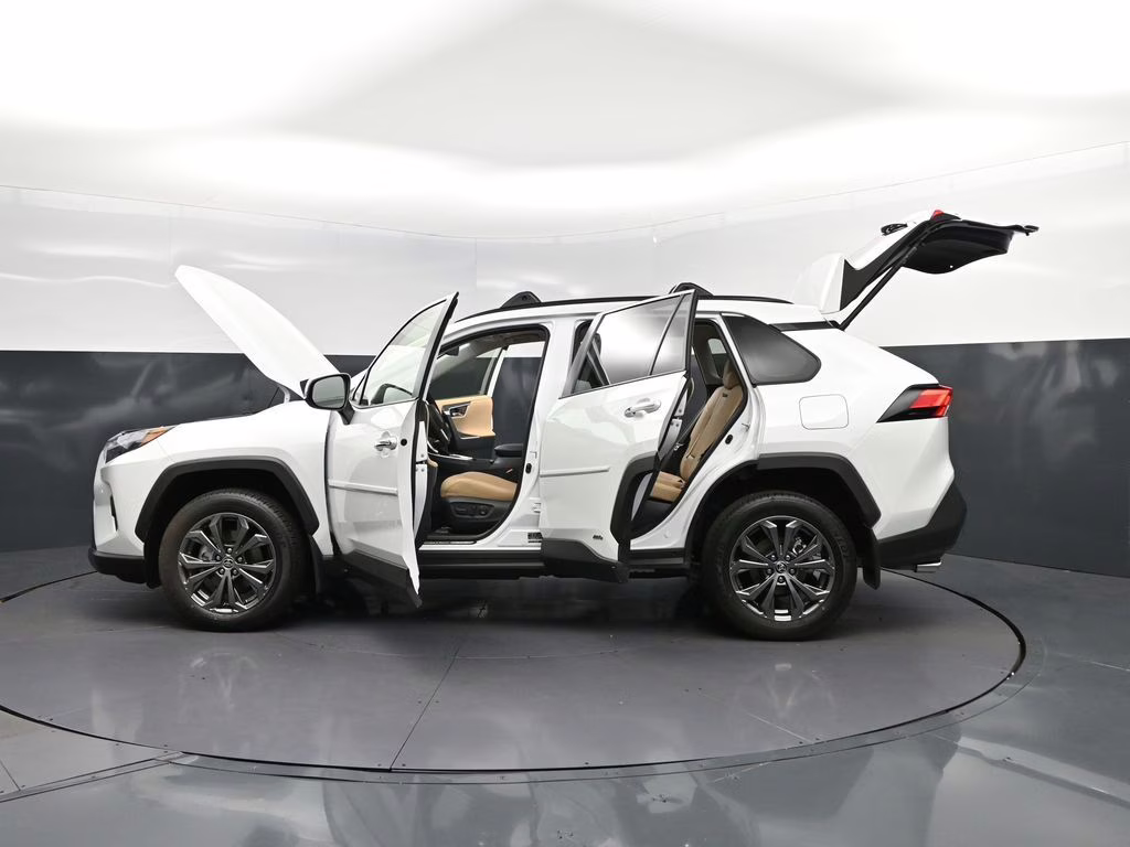 2025 Wind Chill Pearl Toyota RAV4 Hybrid Limited AWD SUV
