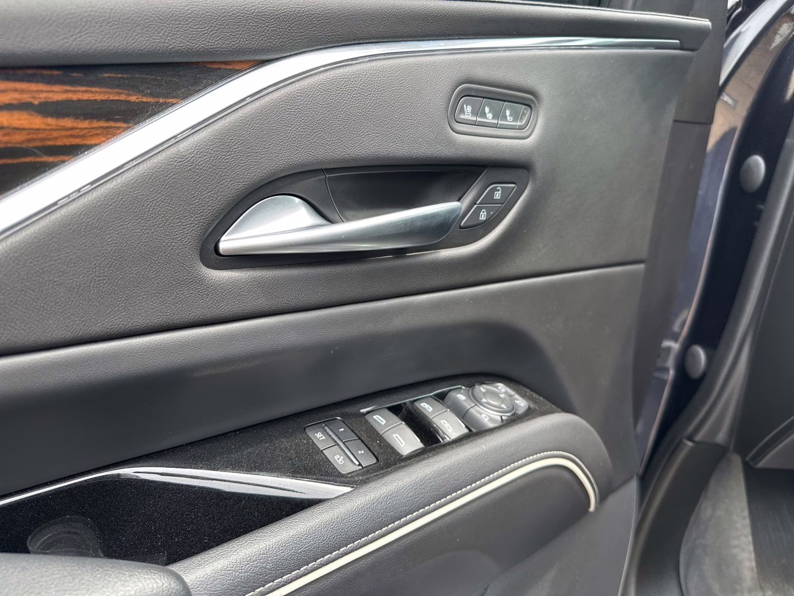 2023 Galactic Gray Metallic Cadillac Escalade Premium Luxury 4X4 SUV