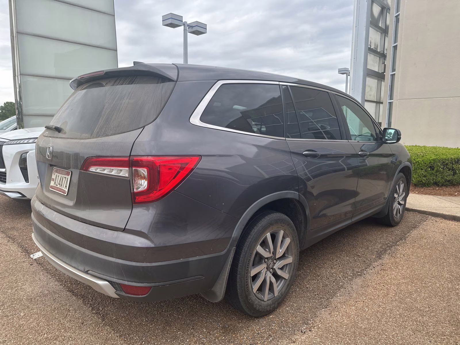 2019 Modern Steel Metallic Honda Pilot EX-L FWD SUV