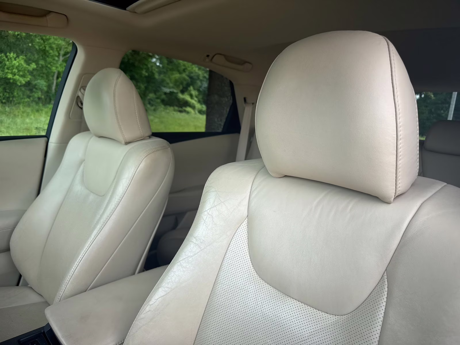 2010 Tan Lexus RX 350 FWD SUV
