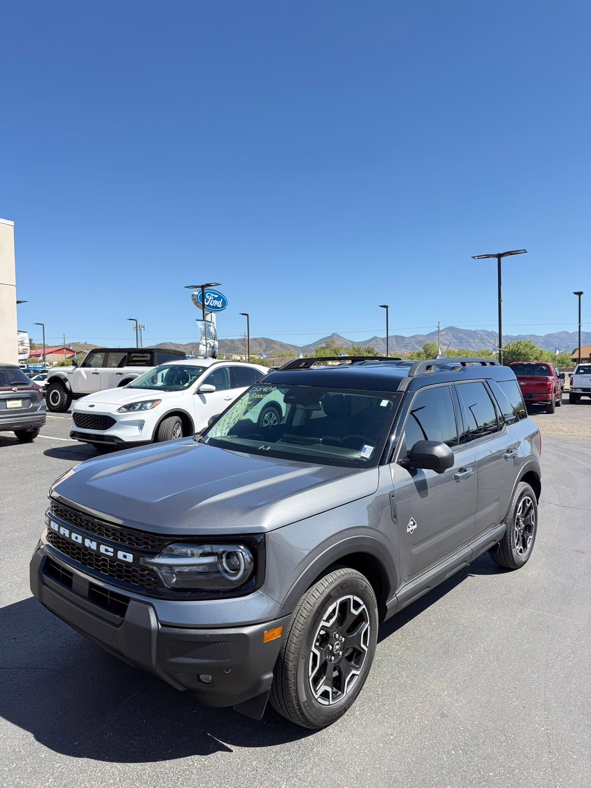 2025 Gray Metallic Ford Bronco Sport Outer Banks 4X4 SUV