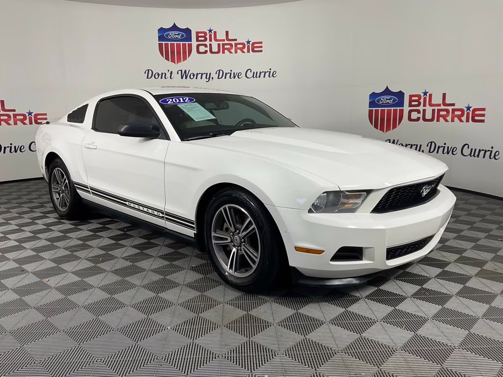 2012 Performance White Ford Mustang V6 Premium RWD Coupe