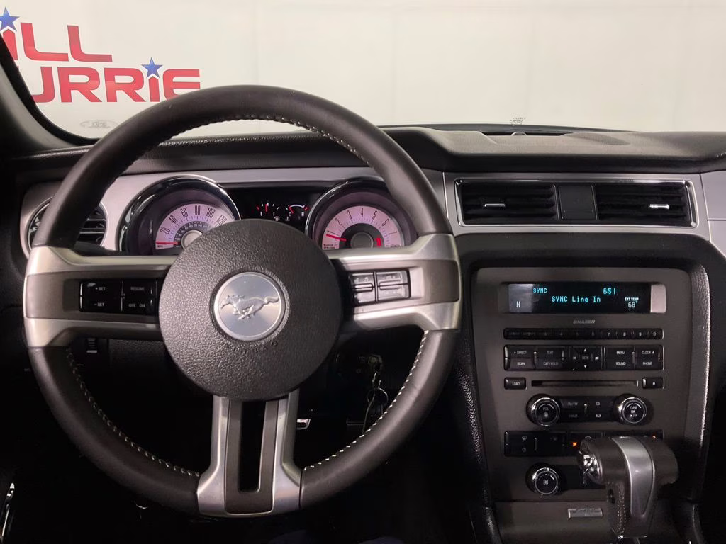 2012 Performance White Ford Mustang V6 Premium RWD Coupe