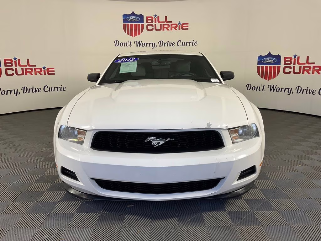 2012 Performance White Ford Mustang V6 Premium RWD Coupe