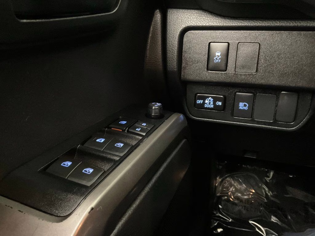 2022 Magnetic Gray Metallic Toyota Tacoma SR5 RWD Truck