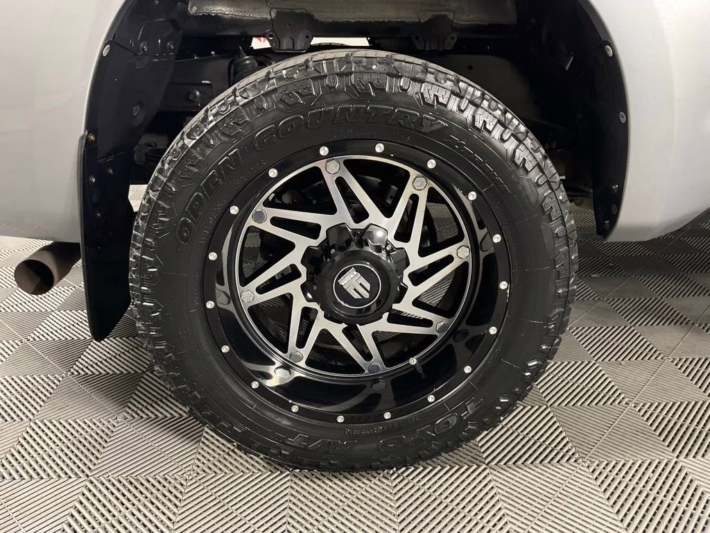 2010 Silver Sky Metallic Toyota Tundra CREWMAX 5.7L V8 RWD Truck