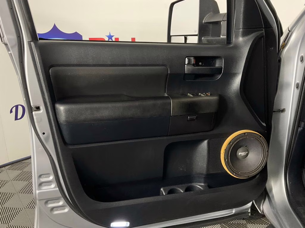 2010 Silver Sky Metallic Toyota Tundra CREWMAX 5.7L V8 RWD Truck