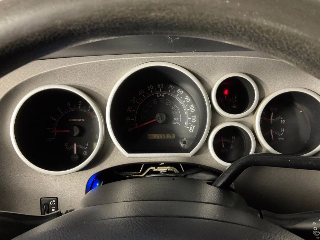 2010 Silver Sky Metallic Toyota Tundra CREWMAX 5.7L V8 RWD Truck