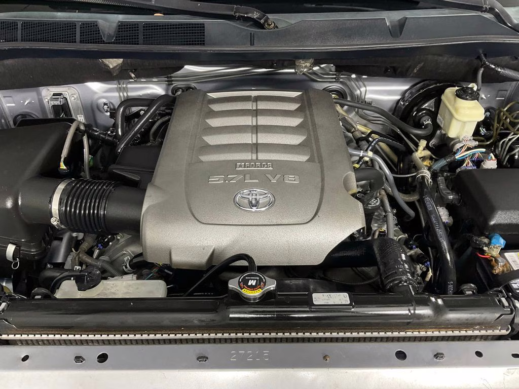 2010 Silver Sky Metallic Toyota Tundra CREWMAX 5.7L V8 RWD Truck