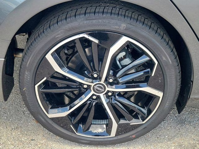 2026 Gun Metallic Nissan Altima 2.5 SR FWD Sedan