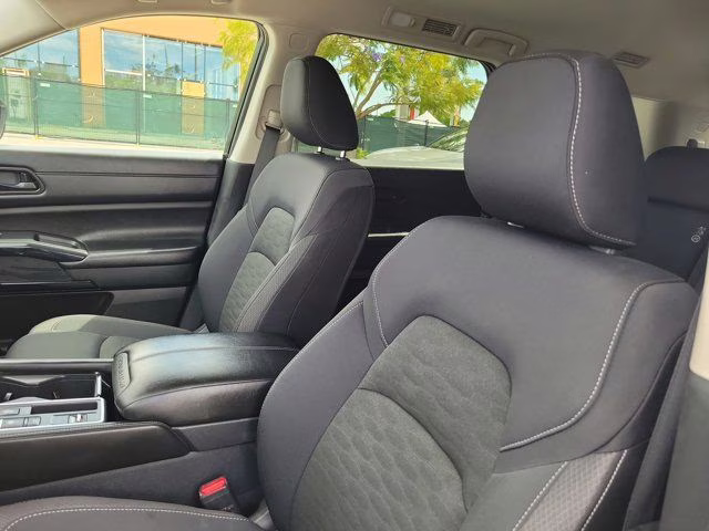 2025 Brilliant Silver Metallic Nissan Pathfinder SV FWD SUV