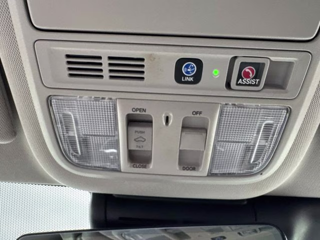 2022 Gray Honda Accord Hybrid Touring FWD Sedan