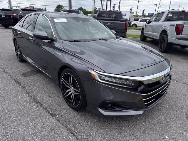 2022 Gray Honda Accord Hybrid Touring FWD Sedan