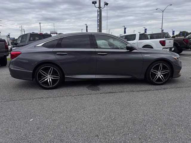 2022 Gray Honda Accord Hybrid Touring FWD Sedan
