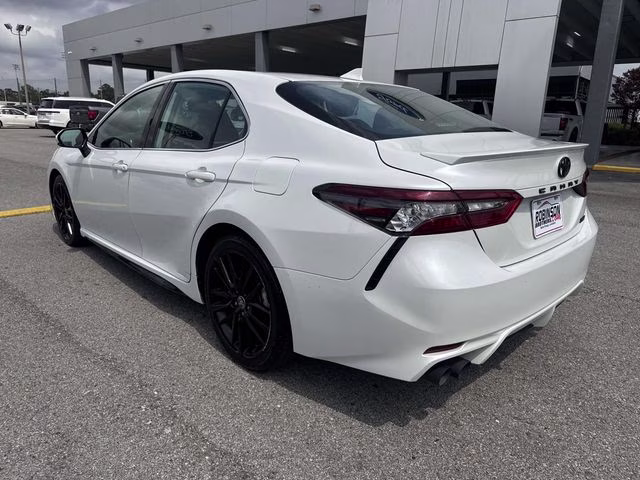 2022 Pearl Toyota Camry XSE FWD Sedan
