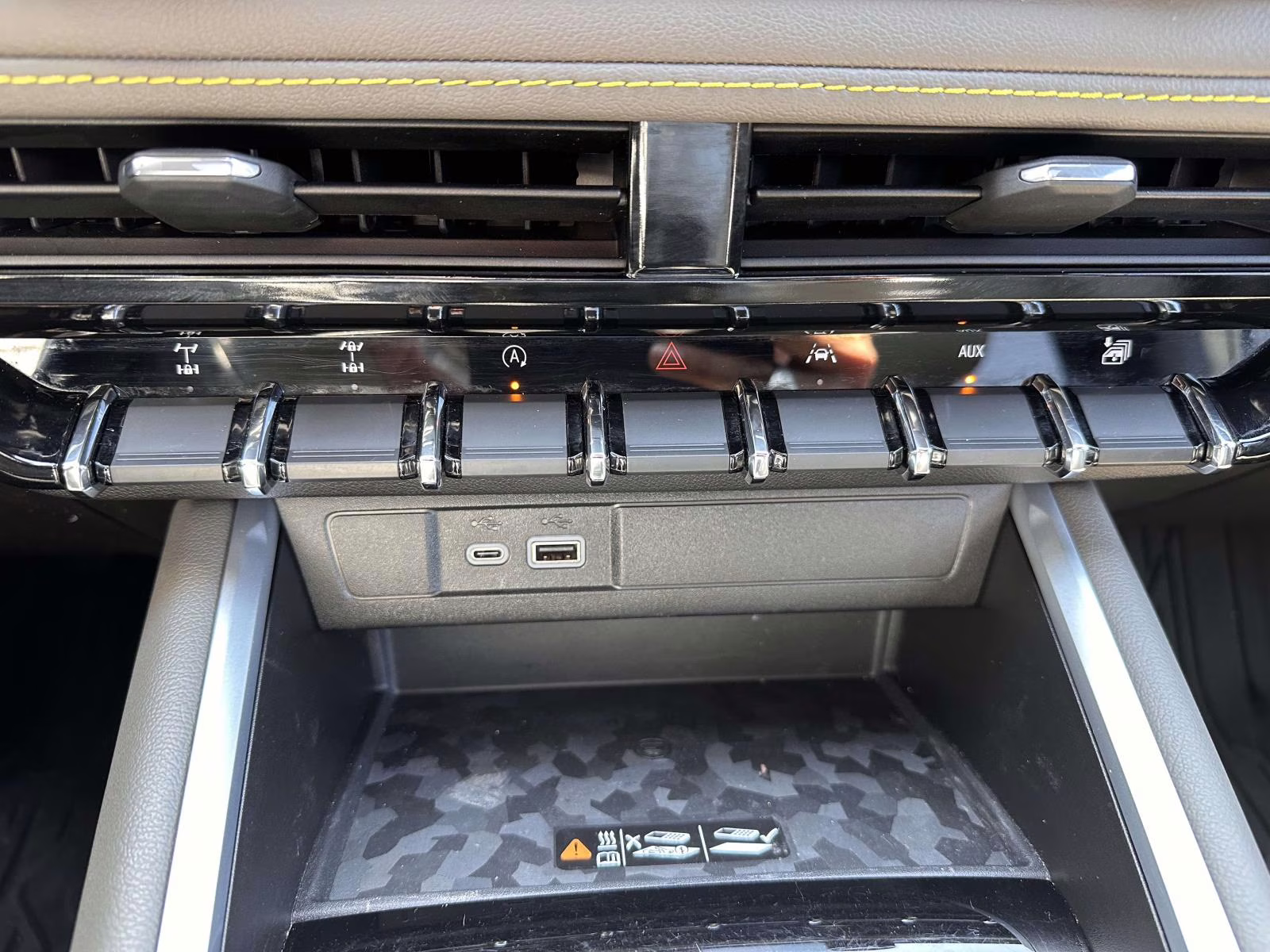 2023 Summit White Chevrolet Colorado 4WD Crew Cab ZR2 4X4 Truck