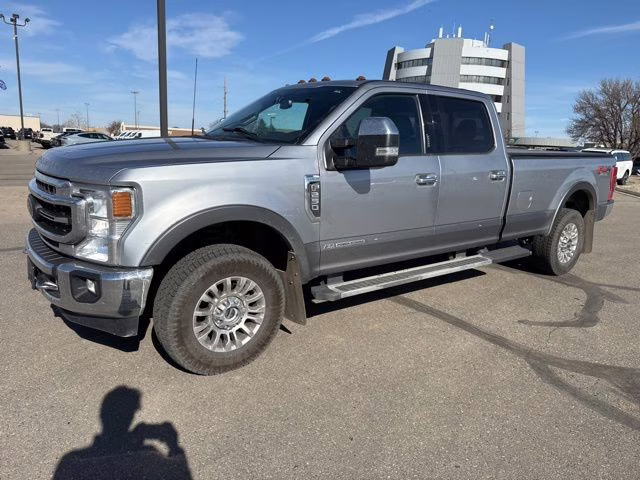2022 Iconic Silver Metallic Ford Super Duty F-250 SRW Lariat 4X4 Truck