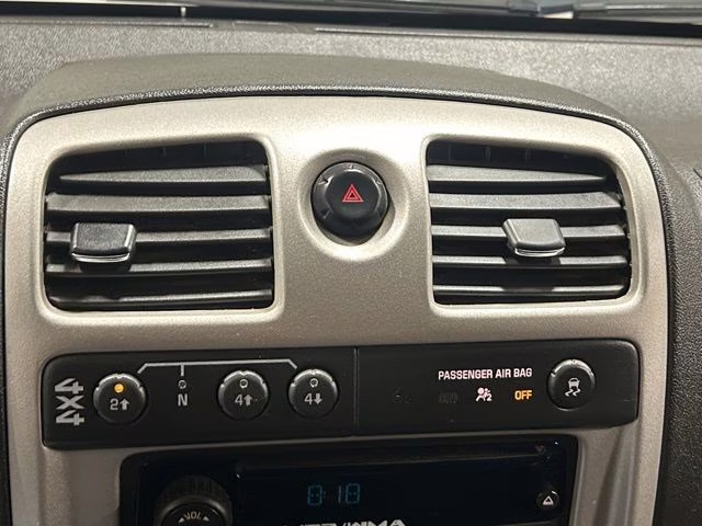 2010 Sheer Silver Metallic Chevrolet Colorado 1LT 4X4 Truck