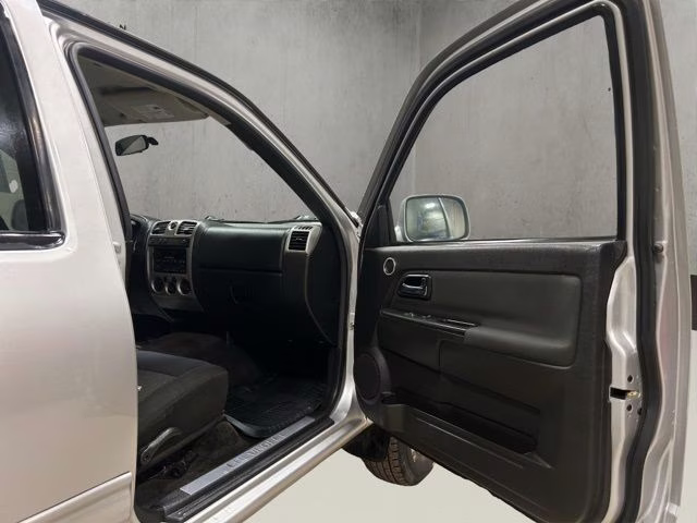 2010 Sheer Silver Metallic Chevrolet Colorado 1LT 4X4 Truck