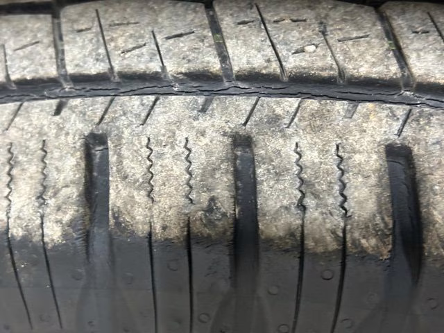 2010 Sheer Silver Metallic Chevrolet Colorado 1LT 4X4 Truck