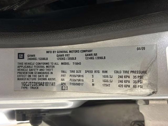 2010 Sheer Silver Metallic Chevrolet Colorado 1LT 4X4 Truck