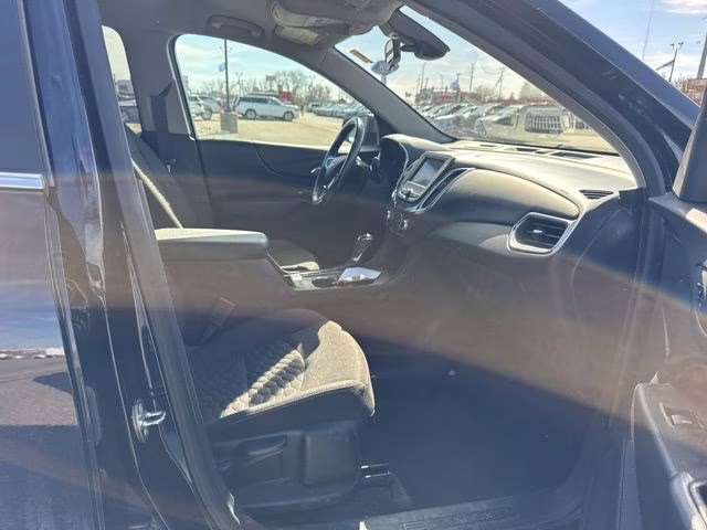 2021 Midnight Blue Metallic Chevrolet Equinox LT AWD SUV