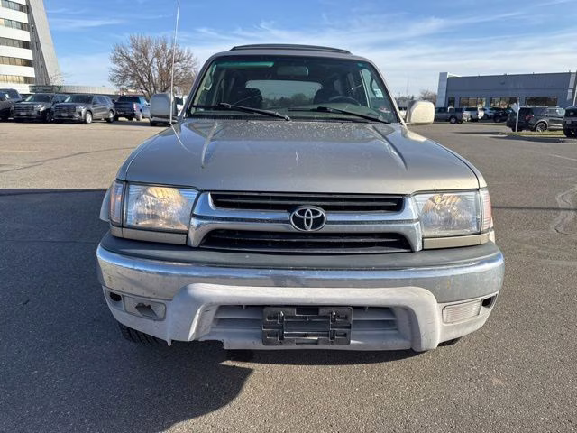 2001 Dorado Gold Toyota 4Runner SR5 RWD SUV