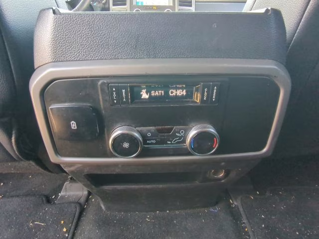 2019 Agate Black Metallic Ford Expedition XLT 4X4 SUV