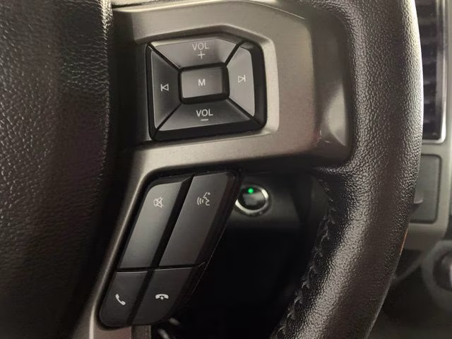 2019 Agate Black Metallic Ford Expedition XLT 4X4 SUV