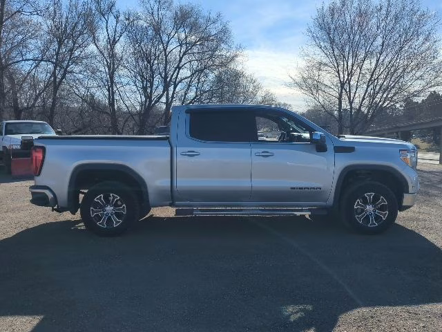 2019 Quicksilver Metallic GMC Sierra 1500 SLE RWD Truck