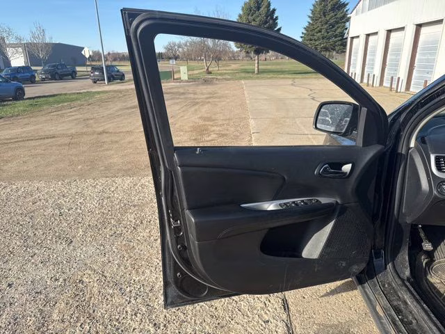 2015 Pitch Black Clearcoat Dodge Journey SXT AWD SUV