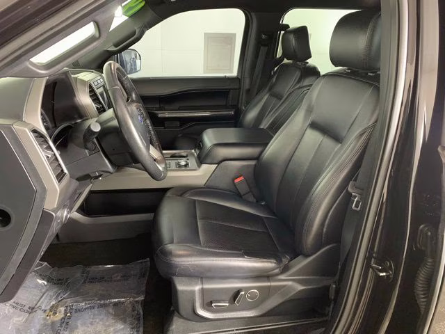 2019 Agate Black Metallic Ford Expedition XLT 4X4 SUV