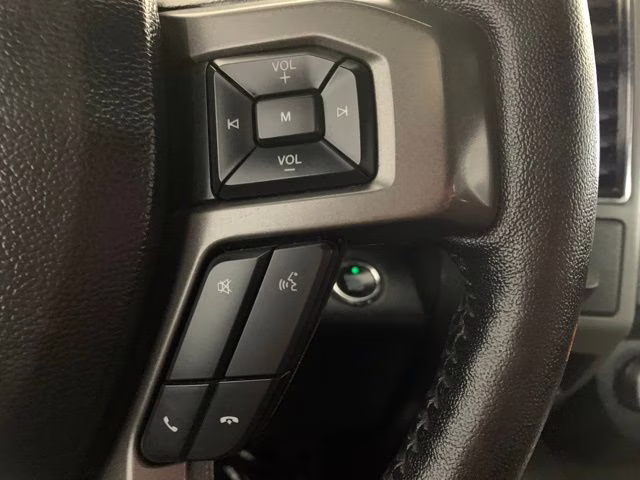 2019 Agate Black Metallic Ford Expedition XLT 4X4 SUV