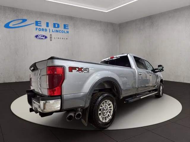 2022 Iconic Silver Metallic Ford Super Duty F-250 SRW Lariat 4X4 Truck