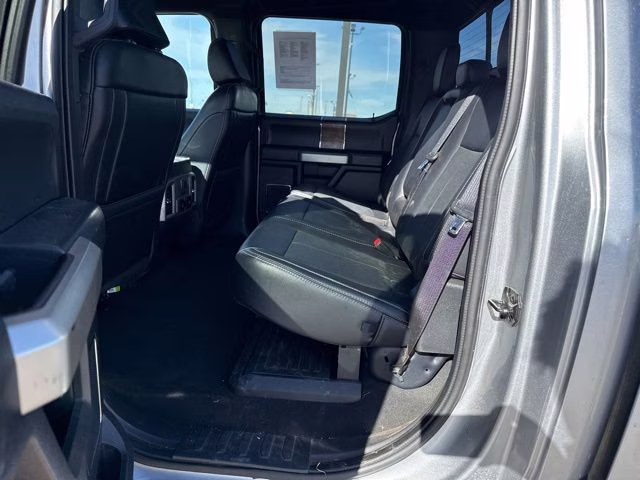 2022 Iconic Silver Metallic Ford Super Duty F-250 SRW Lariat 4X4 Truck