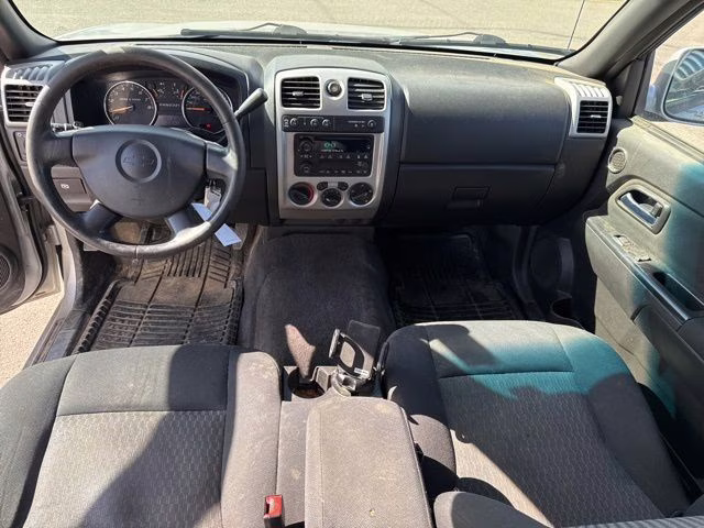 2010 Sheer Silver Metallic Chevrolet Colorado 1LT 4X4 Truck