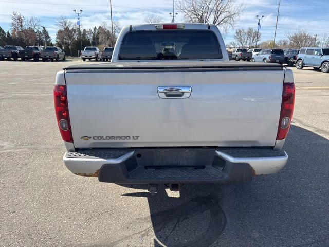 2010 Sheer Silver Metallic Chevrolet Colorado 1LT 4X4 Truck