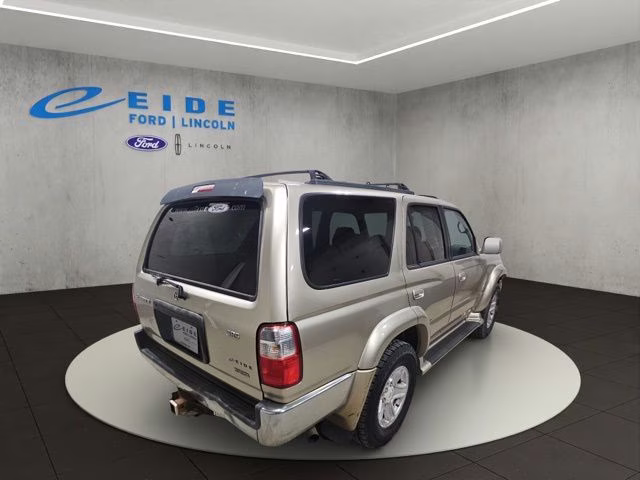 2001 Dorado Gold Toyota 4Runner SR5 RWD SUV