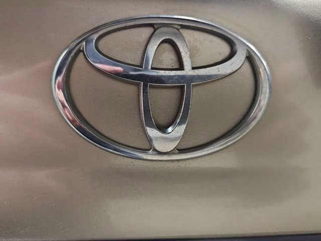 2001 Dorado Gold Toyota 4Runner SR5 RWD SUV