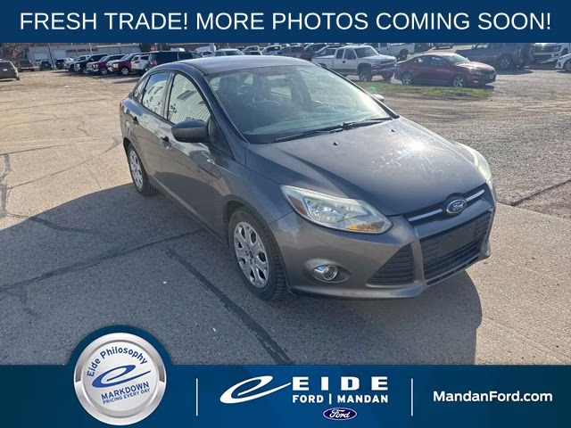 2012 Sterling Gray Metallic Ford Focus SE FWD Sedan