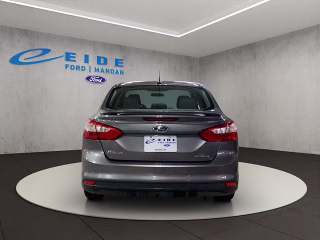 2012 Sterling Gray Metallic Ford Focus SE FWD Sedan