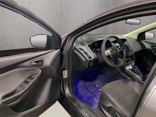 2012 Sterling Gray Metallic Ford Focus SE FWD Sedan