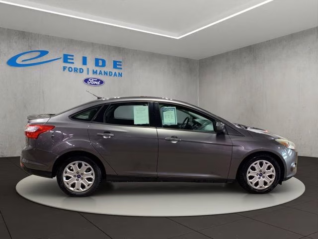 2012 Sterling Gray Metallic Ford Focus SE FWD Sedan