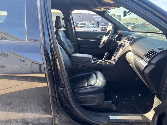 2019 Black Metallic Ford Explorer Limited 4X4 SUV