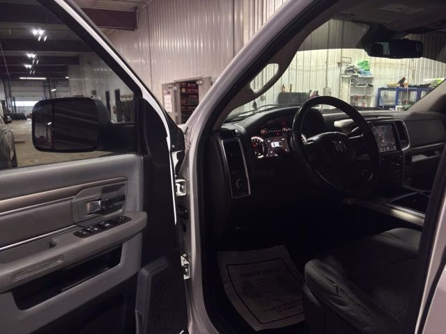 2014 Bright White Clearcoat Ram 3500 Big Horn 4X4 Truck