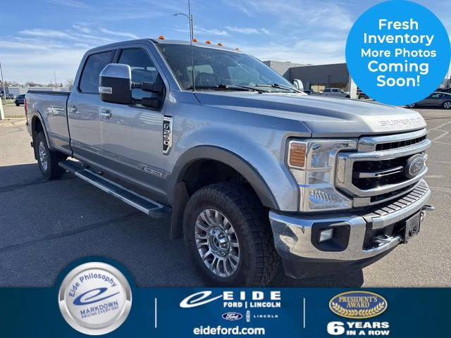 2022 Iconic Silver Metallic Ford Super Duty F-250 SRW Lariat 4X4 Truck